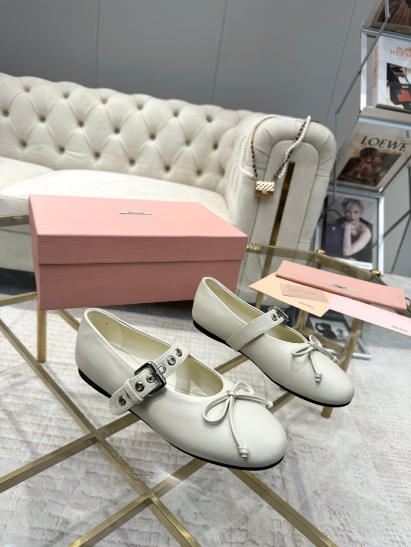 Miu Miu flat shoes